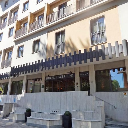 Hotel Excelsior Magenta Bagian luar foto